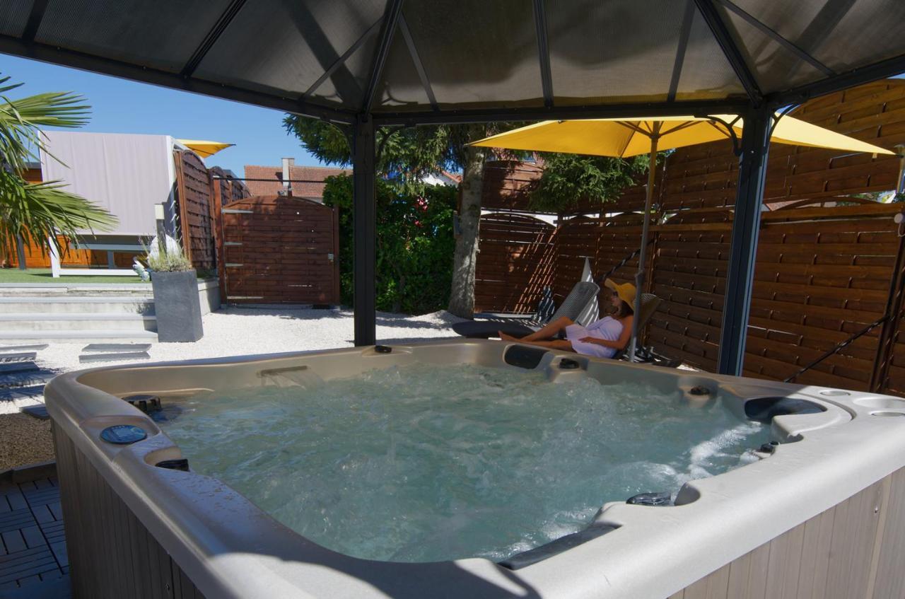 Logis Hotel Centrotel Et Spa Bulles D'Allier Монмаро Экстерьер фото